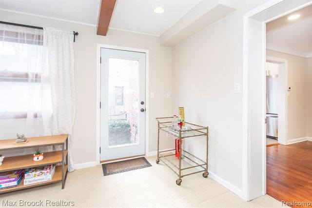 26434 Wyoming Road, Huntington Woods, MI 48070