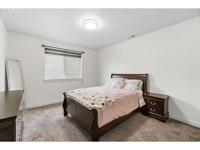 102 N 35TH Pl, Cornelius, OR 97113