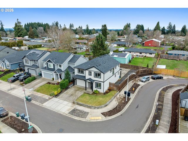 102 N 35TH Pl, Cornelius, OR 97113
