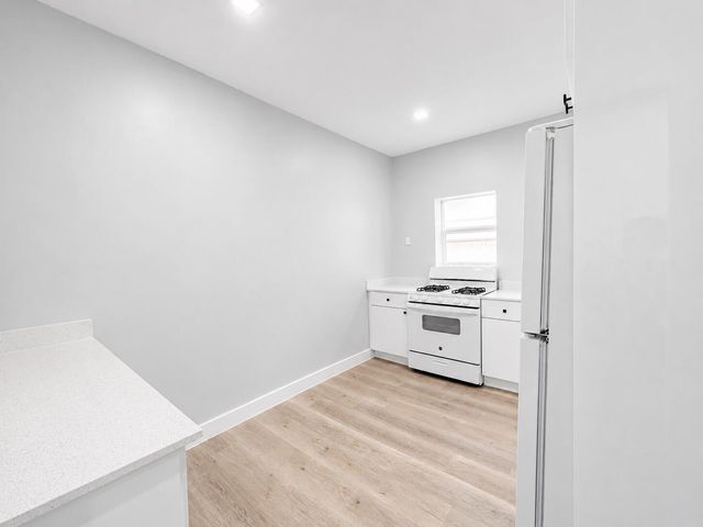 1905 Monroe Street, Hollywood, FL 33020