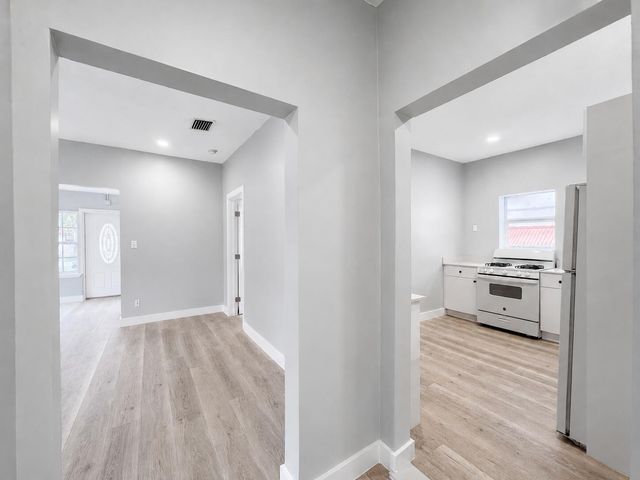 1905 Monroe Street, Hollywood, FL 33020