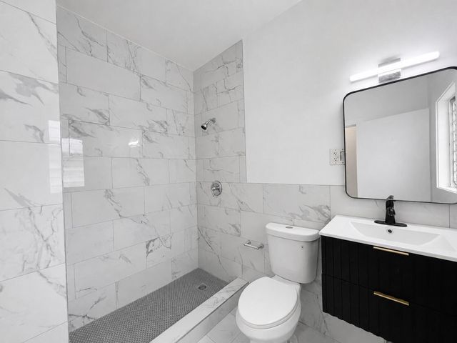 1905 Monroe Street, Hollywood, FL 33020