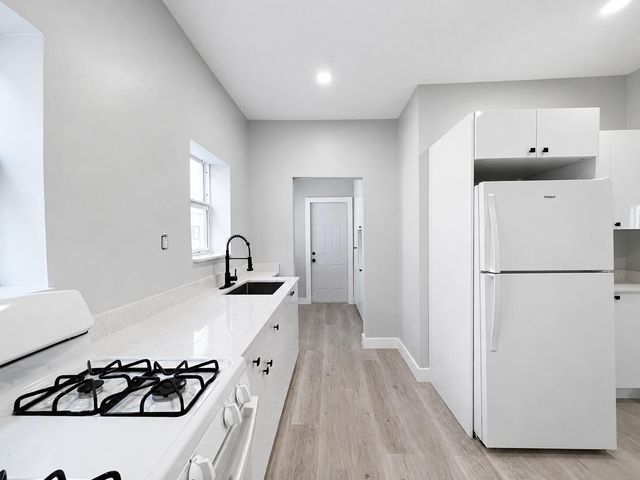 1905 Monroe Street, Hollywood, FL 33020