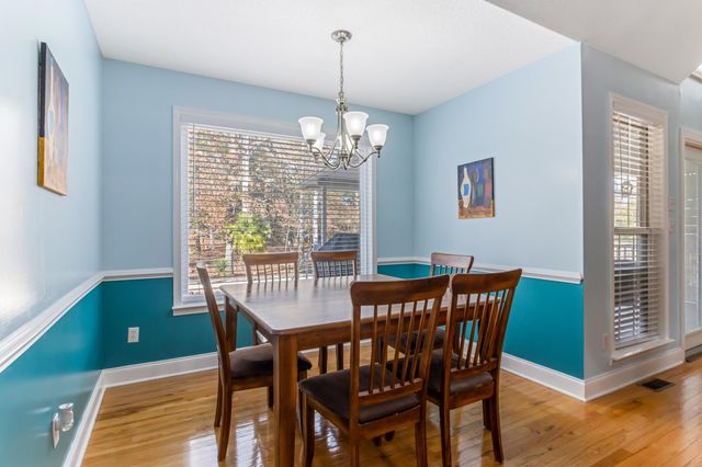 137 Stonehedge Drive, Inman, SC 29316