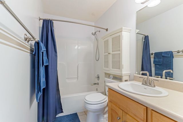 137 Stonehedge Drive, Inman, SC 29316