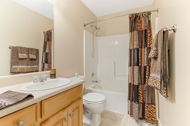 137 Stonehedge Drive, Inman, SC 29316