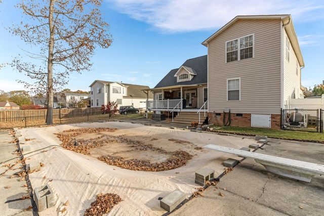 137 Stonehedge Drive, Inman, SC 29316