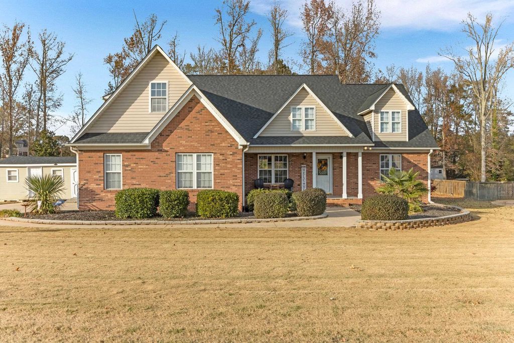 137 Stonehedge Drive, Inman, SC 29316