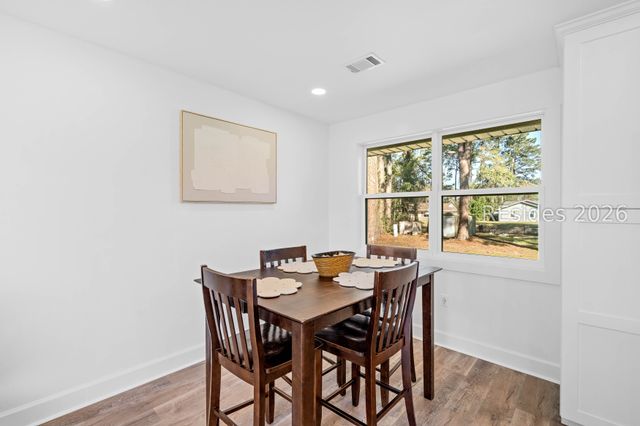 656 Broad River Blvd, Beaufort, SC 29906