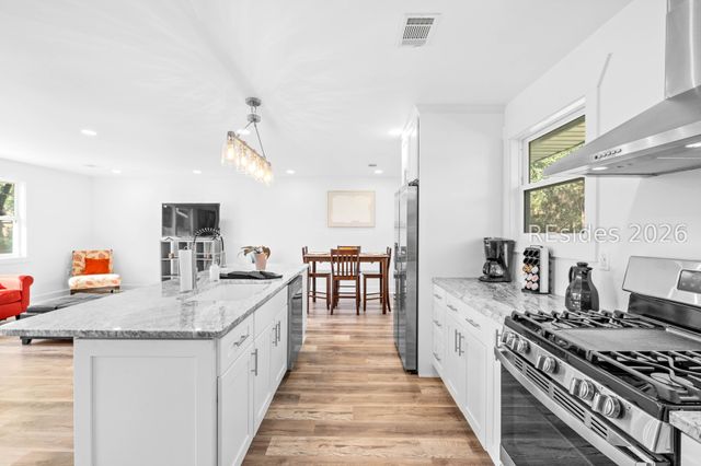 656 Broad River Blvd, Beaufort, SC 29906