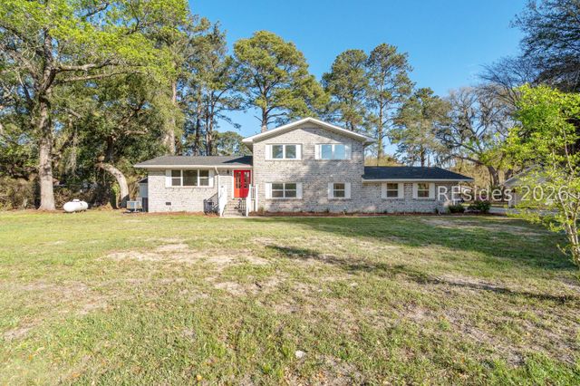 656 Broad River Blvd, Beaufort, SC 29906