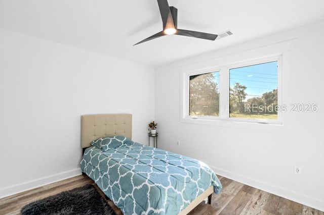 656 Broad River Blvd, Beaufort, SC 29906