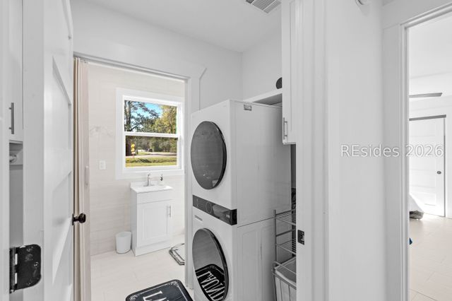 656 Broad River Blvd, Beaufort, SC 29906