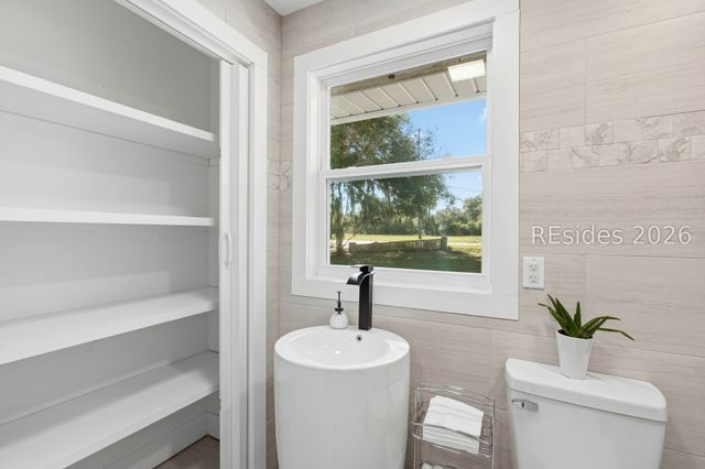 656 Broad River Blvd, Beaufort, SC 29906