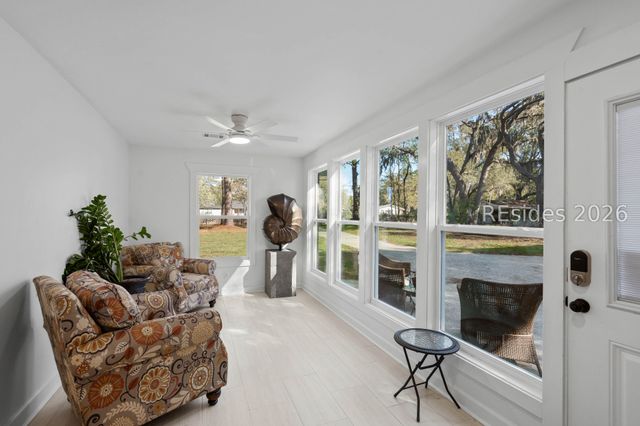 656 Broad River Blvd, Beaufort, SC 29906