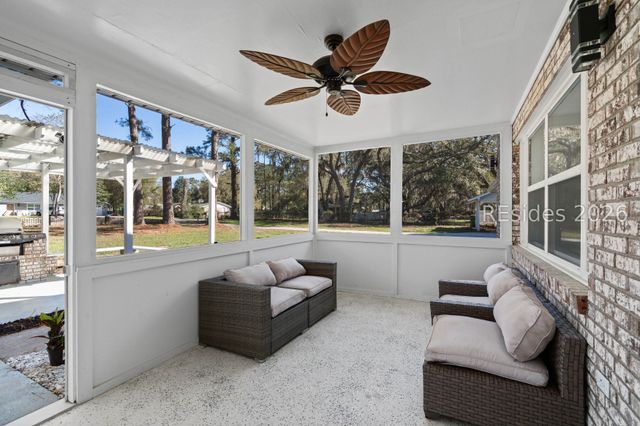 656 Broad River Blvd, Beaufort, SC 29906