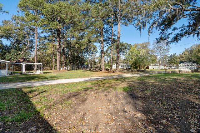 656 Broad River Blvd, Beaufort, SC 29906