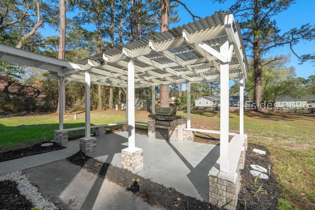 656 Broad River Blvd, Beaufort, SC 29906