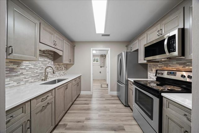 10025 NW 28TH PLACE, Ocala, FL 34482