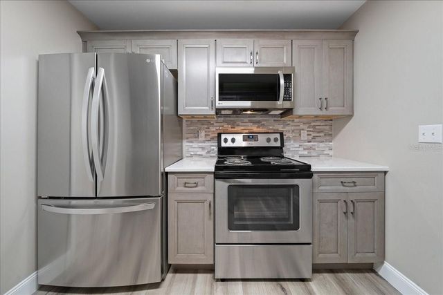 10025 NW 28TH PLACE, Ocala, FL 34482