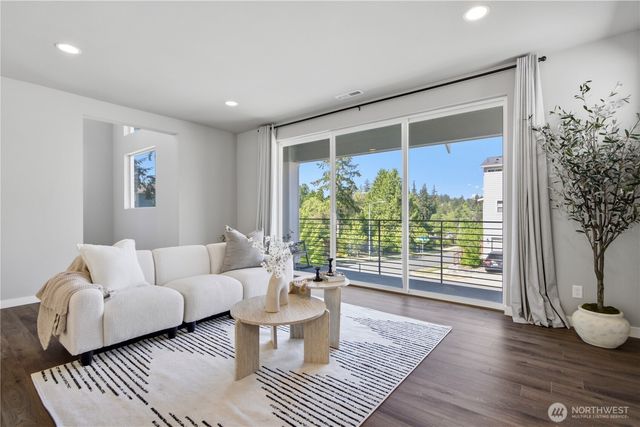 22615 69th Place W, Mountlake Terrace, WA 98043