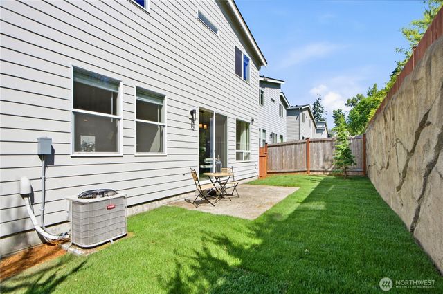 22615 69th Place W, Mountlake Terrace, WA 98043
