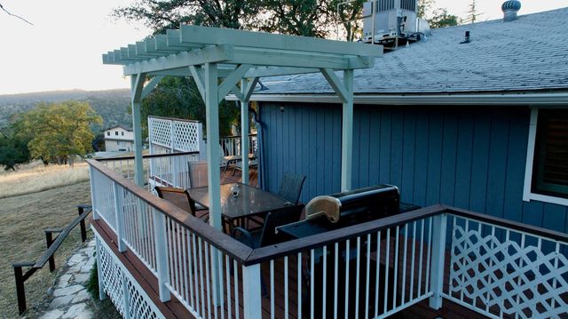 31486 Big River Way, Coarsegold, CA 93614