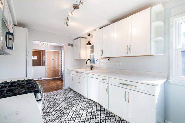 9825 W Concordia AVENUE, Milwaukee, WI 53222