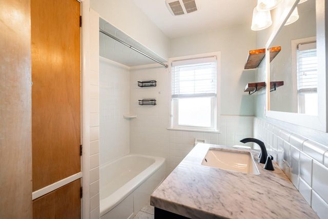 9825 W Concordia AVENUE, Milwaukee, WI 53222