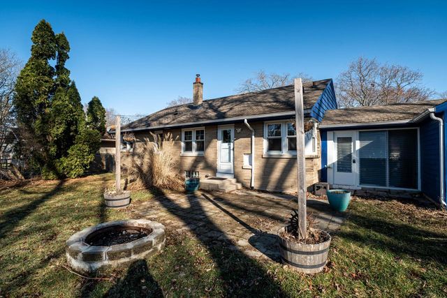 9825 W Concordia AVENUE, Milwaukee, WI 53222