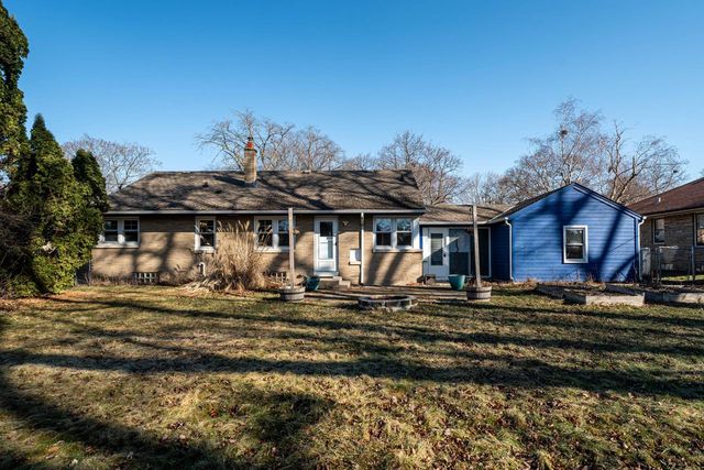 9825 W Concordia AVENUE, Milwaukee, WI 53222
