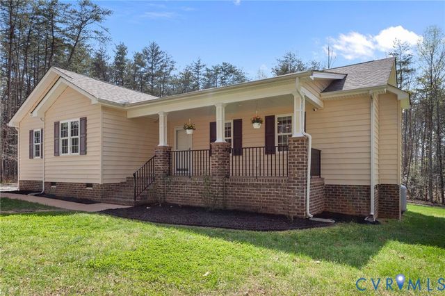 3415 Three Chopt Rd, Gum Spring, VA 23065
