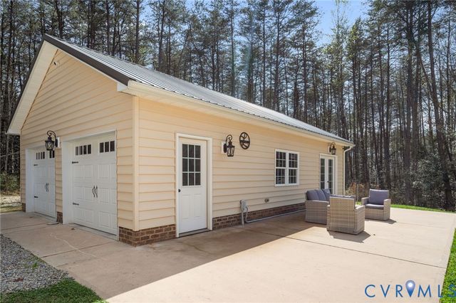 3415 Three Chopt Rd, Gum Spring, VA 23065