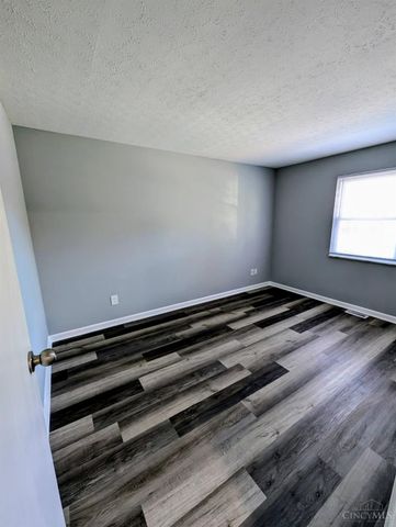 962 Harrogate Court, Forest Park, OH 45240