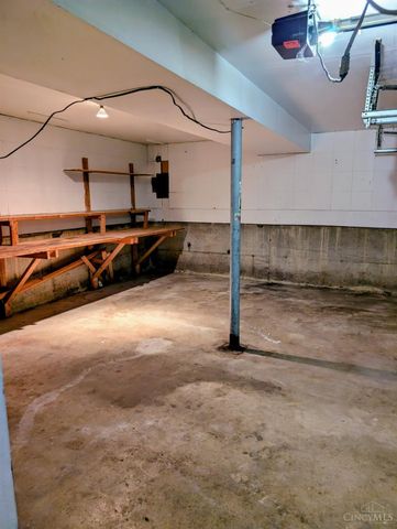 962 Harrogate Court, Forest Park, OH 45240