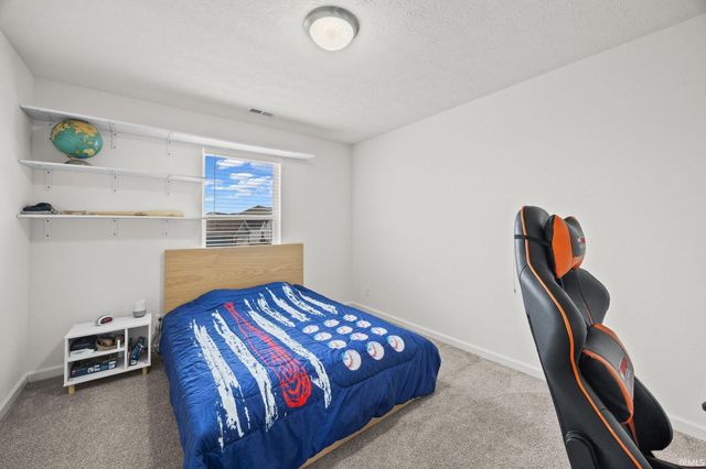 6442 Shale Crescent Drive, West Lafayette, IN 47906