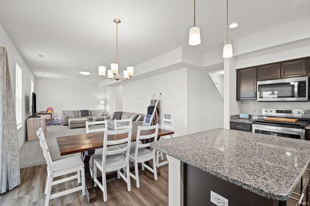 6442 Shale Crescent Drive, West Lafayette, IN 47906