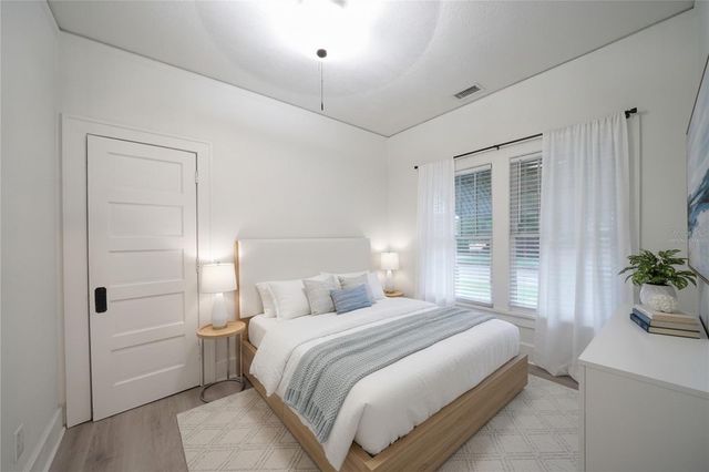 1121 CHERRY STREET NE, St Petersburg, FL 33701