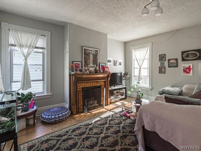 174 Mariner Street, Buffalo, NY 14201