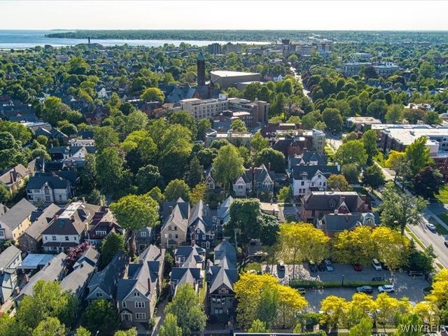 174 Mariner Street, Buffalo, NY 14201