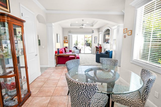 8252 Ashcrest Ln, Fair Oaks, CA 95628