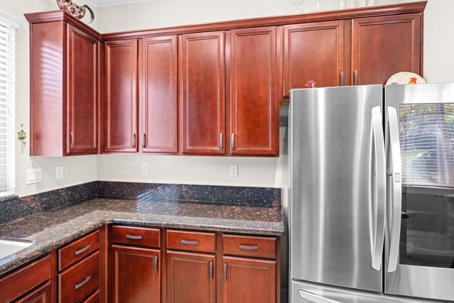 8252 Ashcrest Ln, Fair Oaks, CA 95628