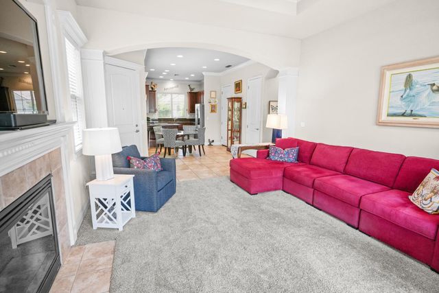 8252 Ashcrest Ln, Fair Oaks, CA 95628