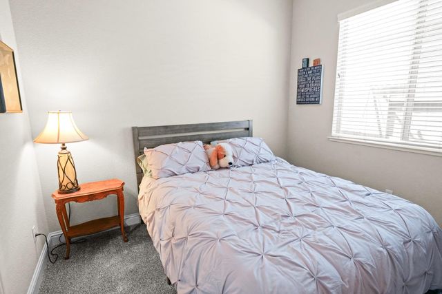 8252 Ashcrest Ln, Fair Oaks, CA 95628