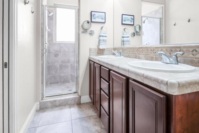 8252 Ashcrest Ln, Fair Oaks, CA 95628