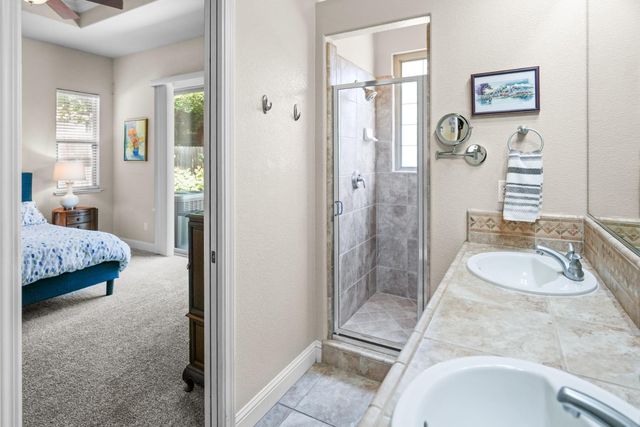 8252 Ashcrest Ln, Fair Oaks, CA 95628