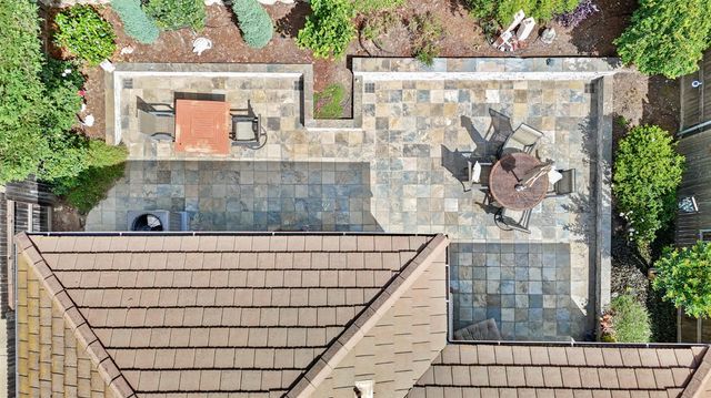 8252 Ashcrest Ln, Fair Oaks, CA 95628