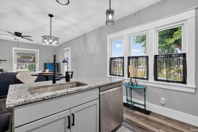 429 W Franklin Street, Delphi, IN 46923