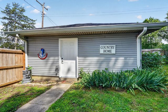 429 W Franklin Street, Delphi, IN 46923