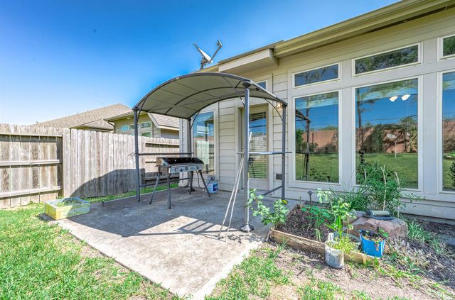 2622 Mountain Sage Drive, Pearland, TX 77584